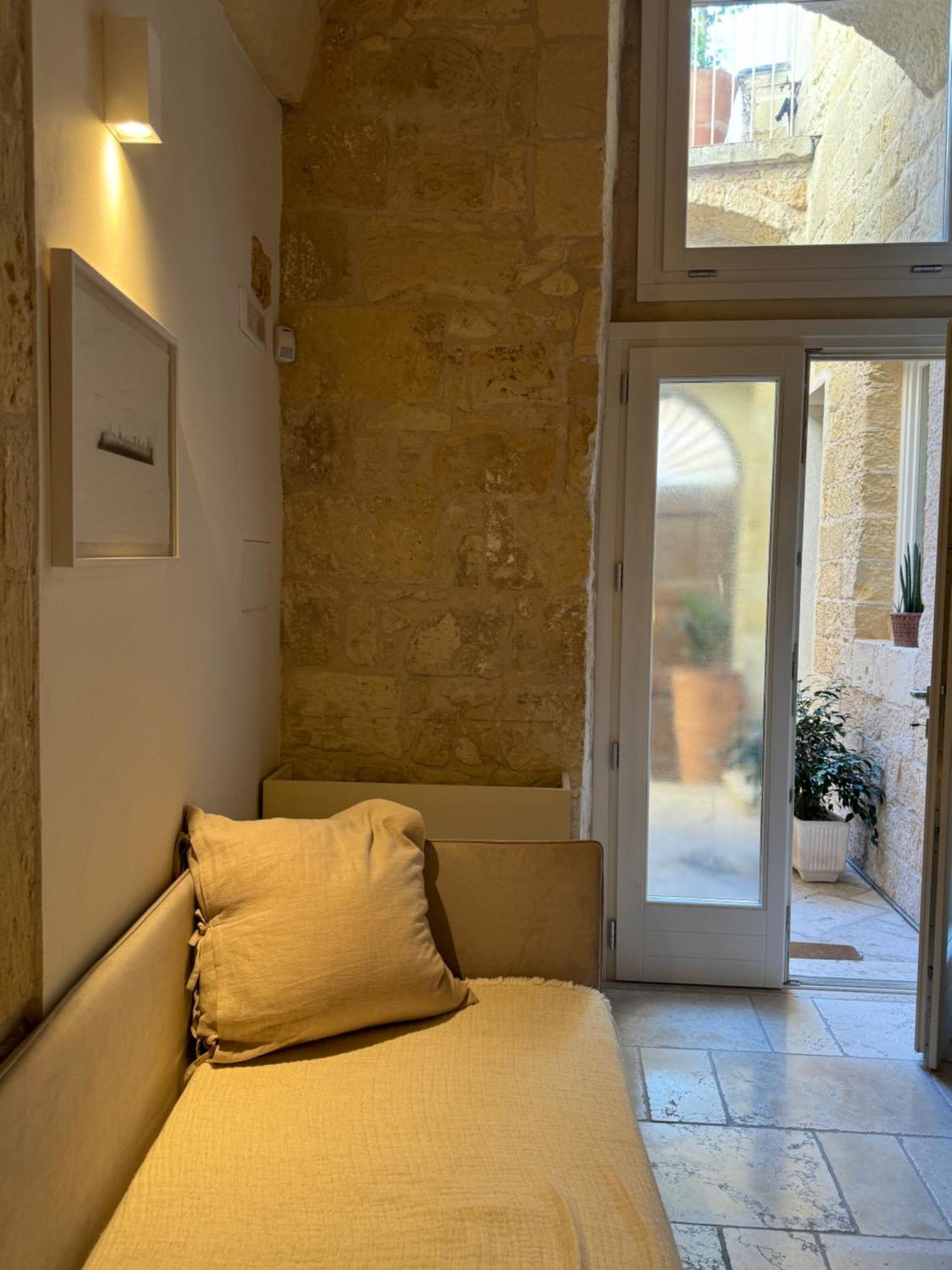Luleccio Aparthotel Lecce Exterior photo
